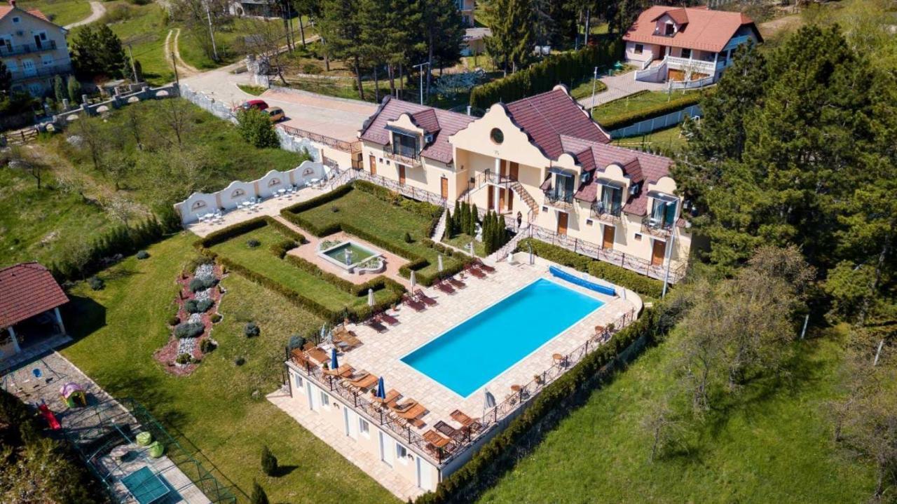 Sunčani Breg Apartments Vrdnik Exterior foto